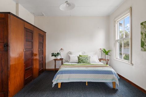 Photo of property in 200 Cobden Street, Gisborne, 4010