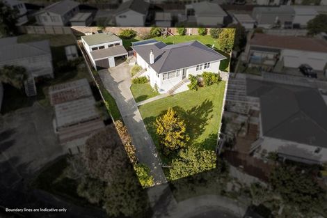 Photo of property in 13 Sheehan Road, Te Atatu South, Auckland, 0610