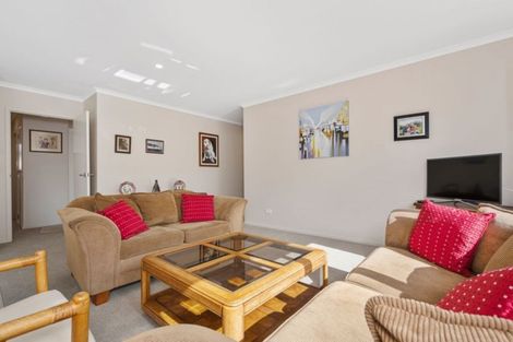 Photo of property in 15 Seashell Drive, Papamoa Beach, Papamoa, 3118