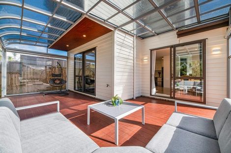 Photo of property in 73a Granville Drive, Massey, Auckland, 0614