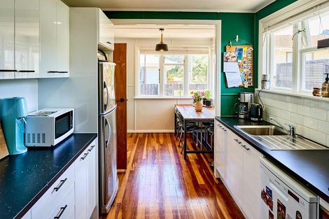 Photo of property in 49a Piko Street, Titahi Bay, Porirua, 5022