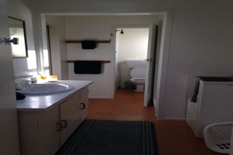 Photo of property in 24 Golf Road, Paraparaumu Beach, Paraparaumu, 5032