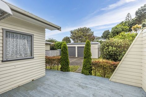 Photo of property in 37 Glamis Avenue, Strathmore Park, Wellington, 6022