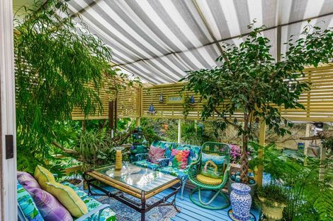 Photo of property in 3a/1 Kirrie Avenue, Te Atatu South, Auckland, 0610