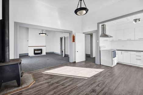 Photo of property in 176 Glover Road, Hawera, 4610