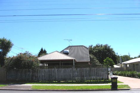 Photo of property in 2/164 Nile Road, Milford, Auckland, 0620