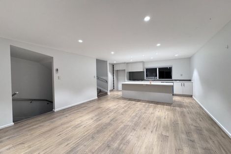 Photo of property in 13 Meritage Lane, Te Atatu South, Auckland, 0610