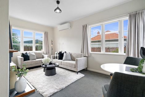 Photo of property in 76 Williams Street, Cambridge, 3434
