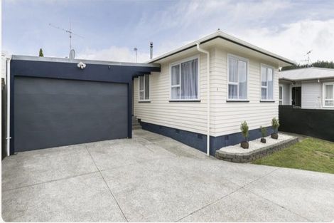 Photo of property in 8 Karamea Grove, Wainuiomata, Lower Hutt, 5014