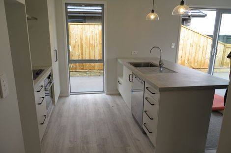 Photo of property in 16 Kahawai Place, Omokoroa, 3114
