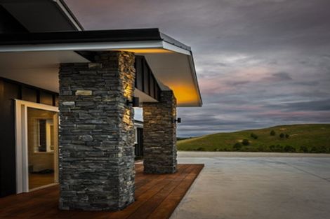 Photo of property in 967 Kahuranaki Road, Kahuranaki, Havelock North, 4295
