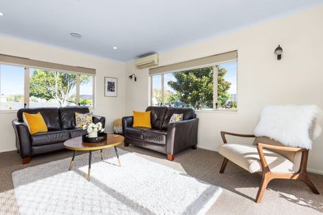 Photo of property in 14 Cassino Crescent, Onekawa, Napier, 4110