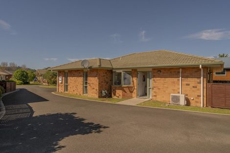 Photo of property in 2 Mayfair Close, Whitianga, 3510