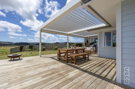 Photo of property in 43 Awatiro Drive, Kaukapakapa, 0871