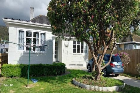 Photo of property in 22 Pearce Crescent, Taita, Lower Hutt, 5011