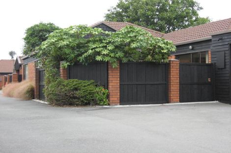 Photo of property in 8 Angela Street, Upper Riccarton, Christchurch, 8041