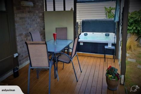 Photo of property in 50 Poaka Avenue, Dinsdale, Hamilton, 3204