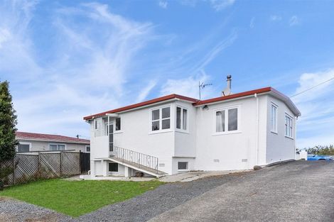 Photo of property in 223 Sturges Road, Henderson, Auckland, 0612