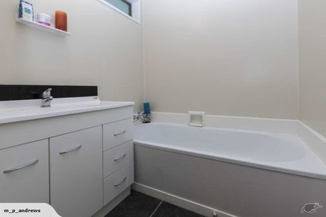 Photo of property in 41 Oldwood Street, Bishopdale, Christchurch, 8053