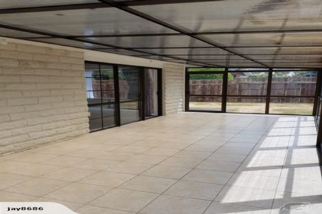 Photo of property in 24 Mcenroe Grove, Naenae, Lower Hutt, 5011