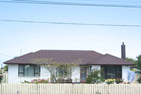 Photo of property in 15 Tomrich Street, Aranui, Christchurch, 8061
