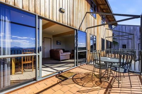 Photo of property in 88 Pukawa Road, Pukawa Bay, Turangi, 3381