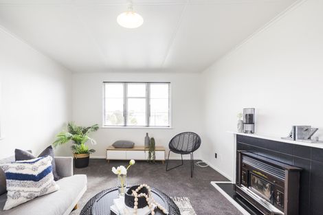 Photo of property in 2 Avon Terrace, Roslyn, Palmerston North, 4414