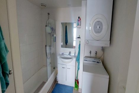 Photo of property in 4h/10 Crown Lynn Place, New Lynn, Auckland, 0600