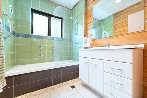 Photo of property in 71a Metcalfe Road, Ranui, Auckland, 0612