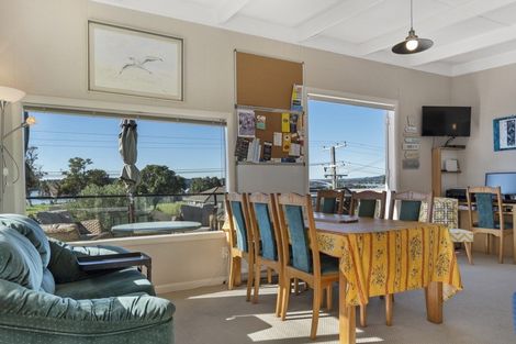 Photo of property in 25 Harbour View Road, Omokoroa, 3114