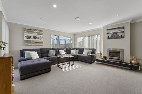 Photo of property in 44 Kotuku Drive, Paraparaumu Beach, Paraparaumu, 5032