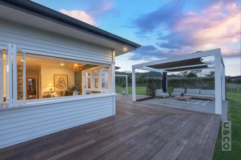 Photo of property in 79 Mount Albion Rise, Taupaki, Henderson, 0782
