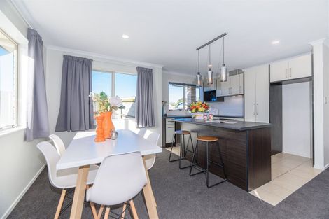 Photo of property in 10 Jury Place, Favona, Auckland, 2024