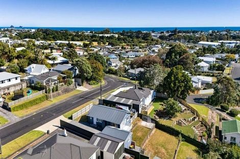 Photo of property in 15 Alberta Road, Glen Avon, New Plymouth, 4312