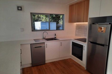 Photo of property in 42 Southsea Crescent, Silverdale, Hamilton, 3216