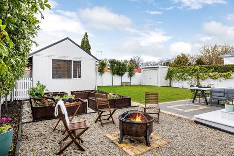 Photo of property in 114 Victoria Street, Cambridge, 3434