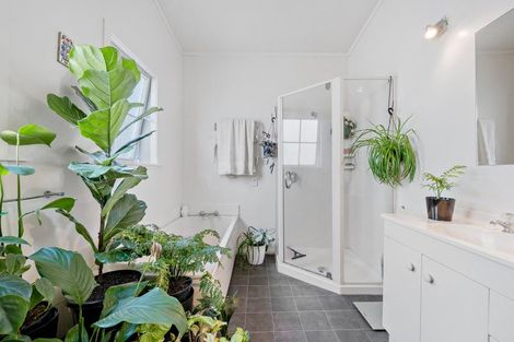 Photo of property in 22 Jackson Street, Island Bay, Wellington, 6023