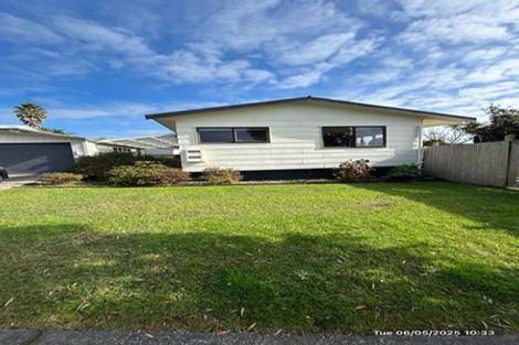 Photo of property in 2 Claydon Place, Ohope, 3121