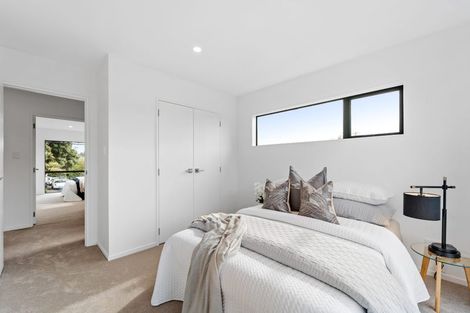 Photo of property in 14e Serjeant Street, Henderson, Auckland, 0612