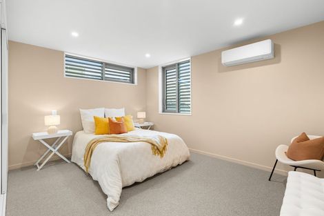 Photo of property in 4/42 Browns Road, St Albans, Christchurch, 8014