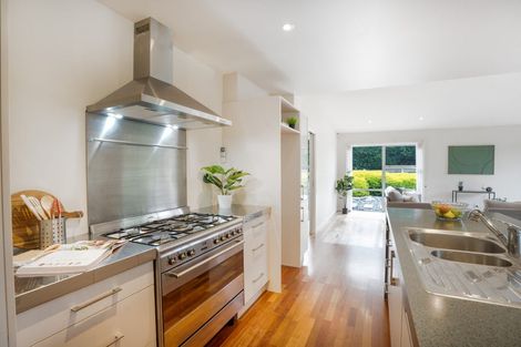 Photo of property in 42 Waverton Terrace, Churton Park, Wellington, 6037