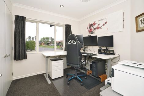 Photo of property in 18 Burgundy Court, Rototuna, Hamilton, 3210
