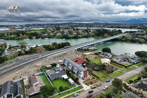 Photo of property in 2/14 Kerswill Place, Pakuranga, Auckland, 2010