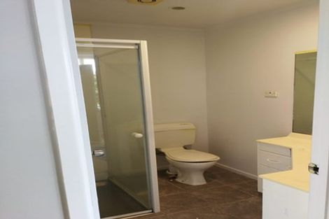 Photo of property in 18 Glenross Drive, Wattle Downs, Auckland, 2103