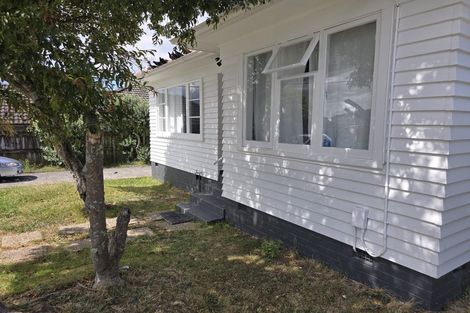 Photo of property in 25 Archibald Road, Kelston, Auckland, 0602