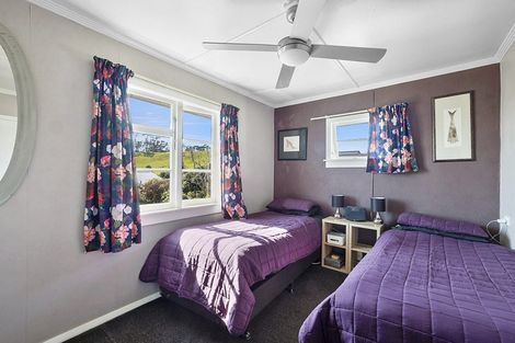 Photo of property in 95 Pioneer Road, Moturoa, New Plymouth, 4310