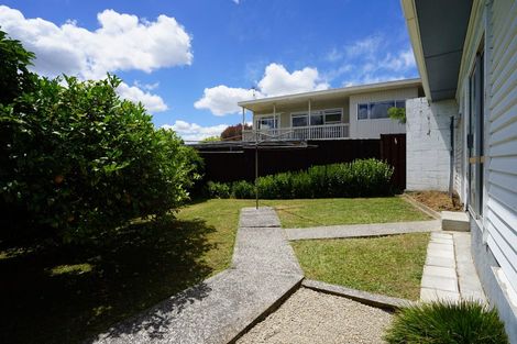 Photo of property in 32 Resthill Crescent, Glenview, Hamilton, 3206