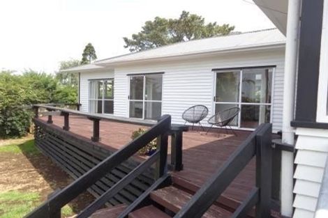 Photo of property in 29 Tahi Terrace, Glen Eden, Auckland, 0602