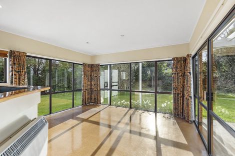 Photo of property in 106 Atawhai Road, Fitzherbert, Palmerston North, 4410