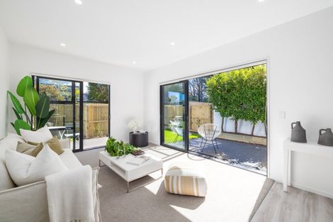 Photo of property in 121a Glandovey Road, Strowan, Christchurch, 8052